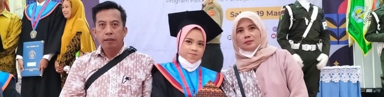 Mutiara Sholawati lulusan terbaik Teknik Informatika S-1, Fakultas Teknologi Industri (FTI), ITN Malang, pada wisuda ke-67 periode I tahun 2022.