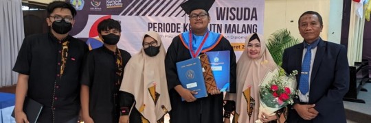 Rois Dinan lulusan terbaik Perencanaan Wilayah dan Kota (PWK) S-1, Fakultas Teknik Sipil dan Perencanaan (FTSP), ITN Malang